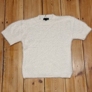 QED London Fuzzy Top Small - Creme